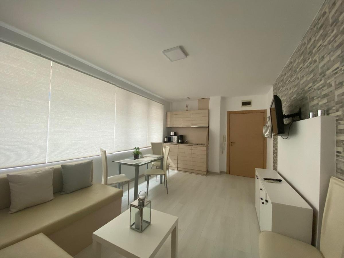 One bedroom apartment in Villa Itta Sunny Beach Buitenkant foto