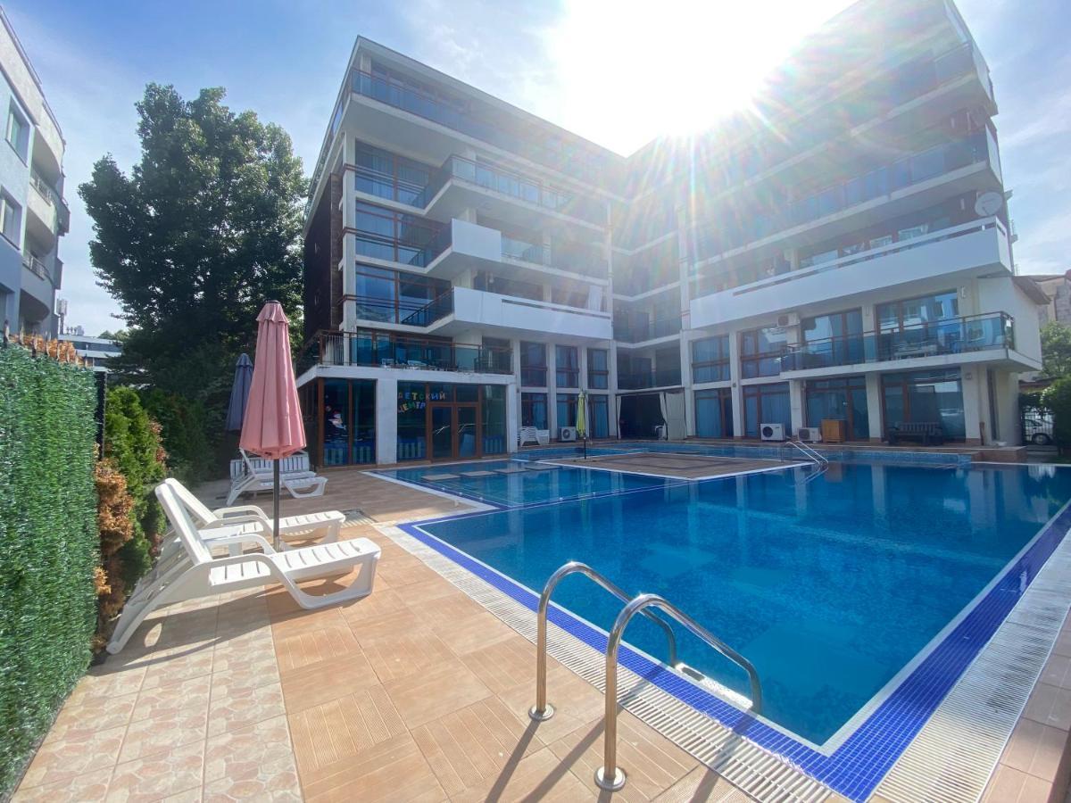 One bedroom apartment in Villa Itta Sunny Beach Buitenkant foto