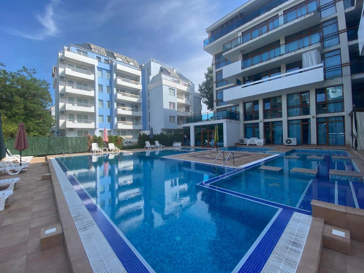 One bedroom apartment in Villa Itta Sunny Beach Buitenkant foto